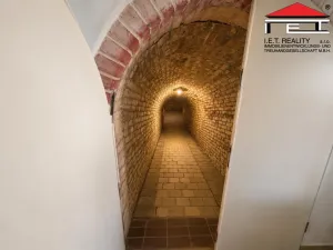Prodej ubytování, Dobřichov, 250 m2