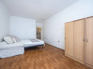 Prodej bytu 2+kk, Praha - Holešovice, U parního mlýna, 46 m2