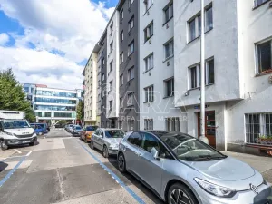 Prodej bytu 2+kk, Praha - Holešovice, U parního mlýna, 46 m2