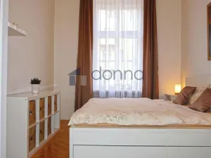 Pronájem bytu 2+1, Praha, Janáčkovo nábřeží, 107 m2
