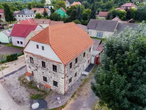 Prodej rodinného domu, Lužice, 233 m2