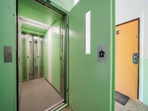 Prodej bytu 2+1, Milovice - Mladá, Průběžná, 65 m2
