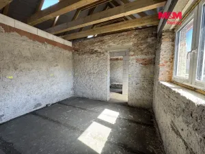 Prodej rodinného domu, Hlohovec, Hlavní, 80 m2