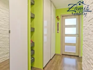 Pronájem bytu 2+kk, Králův Dvůr, Nad Stadionem, 39 m2
