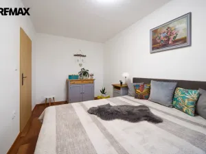 Prodej bytu 3+1, Hradec Králové - Slezské Předměstí, Severní, 63 m2