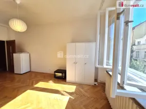 Pronájem bytu 1+kk, Praha - Vinohrady, Jana Masaryka, 26 m2