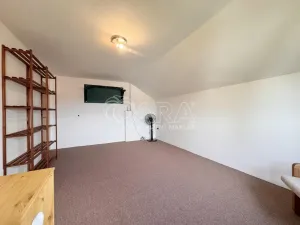 Pronájem bytu 2+1, Praha - Suchdol, Staročeská, 58 m2