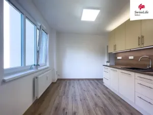 Pronájem bytu 3+1, Pardubice - Bílé Předměstí, Na Drážce, 65 m2