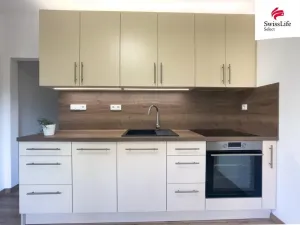 Pronájem bytu 3+1, Pardubice - Bílé Předměstí, Na Drážce, 65 m2