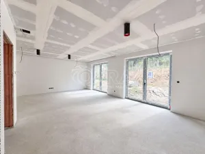 Prodej rodinného domu, Kamenice - Ládví, 159 m2