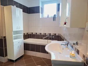 Prodej rodinného domu, Rousínov, Sušilovo náměstí, 175 m2
