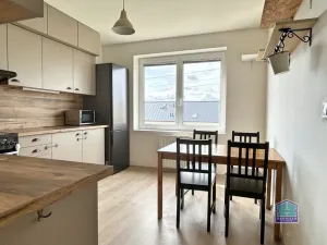Pronájem bytu 2+1, Tlučná, Na Čampuli, 63 m2