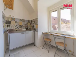 Pronájem bytu 1+1, Cheb, Jakubská, 35 m2