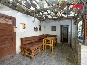 Prodej rodinného domu, Ústín, 242 m2