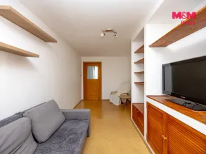 Prodej rodinného domu, Ústín, 242 m2