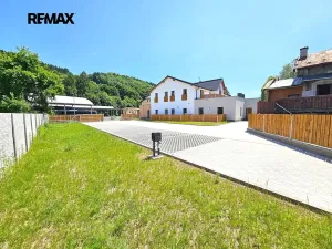 Prodej bytu 2+kk, Svoboda nad Úpou, Nádražní, 56 m2