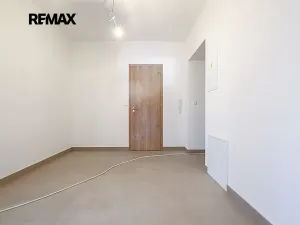 Prodej bytu 2+kk, Svoboda nad Úpou, Nádražní, 56 m2
