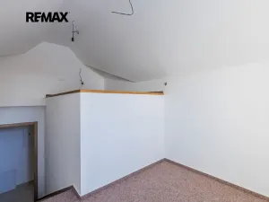 Prodej bytu 3+kk, Svoboda nad Úpou, Nádražní, 65 m2