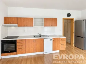 Prodej bytu 2+kk, Břeclav, třída 1. máje, 48 m2