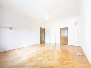Pronájem bytu 1+1, Praha - Žižkov, Lucemburská, 32 m2