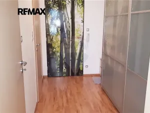 Pronájem bytu 1+kk, Praha - Stodůlky, Laurinova, 43 m2