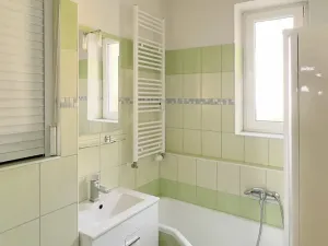 Pronájem bytu 1+1, Nejdek, Poštovní, 31 m2