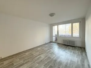 Pronájem bytu 2+1, Chomutov, 17. listopadu, 62 m2