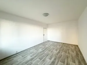 Pronájem bytu 2+1, Chomutov, 17. listopadu, 62 m2