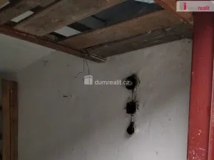 Prodej garáže, Horní Slavkov, U Lesoparku, 20 m2