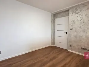 Prodej bytu 4+kk, Mokrá-Horákov, 72 m2