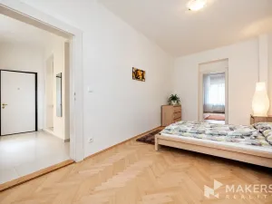 Prodej bytu 3+1, Praha - Smíchov, Plzeňská, 70 m2