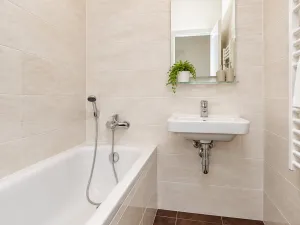 Prodej bytu 3+1, Praha - Smíchov, Plzeňská, 70 m2