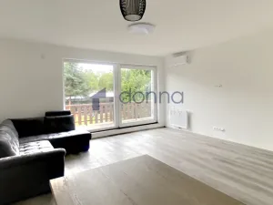 Pronájem rodinného domu, Praha, Žilovská, 176 m2