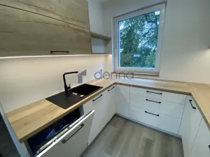 Pronájem rodinného domu, Praha, Žilovská, 176 m2