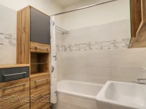 Pronájem bytu 3+1, Praha - Strašnice, Nad Primaskou, 70 m2