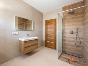 Prodej rodinného domu, Chvaletice, V Telčicích, 97 m2