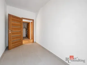 Prodej rodinného domu, Chvaletice, V Telčicích, 97 m2