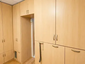Prodej bytu 2+1, Karlovy Vary, Brigádníků, 54 m2