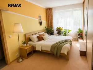 Prodej bytu 2+1, Karlovy Vary, Brigádníků, 54 m2