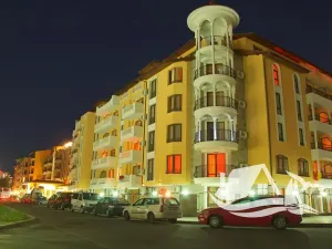 Prodej bytu 3+kk, Nesebar, Bulharsko, 81 m2