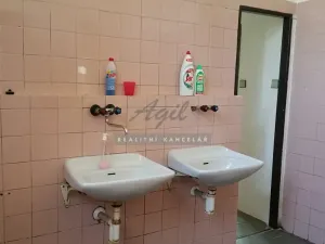 Pronájem výrobních prostor, Česká, 270 m2
