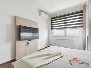 Pronájem bytu 3+kk, Praha - Dolní Měcholupy, Kryšpínova, 79 m2