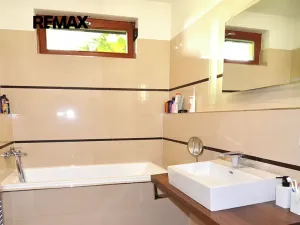 Prodej bytu 3+kk, Praha - Hloubětín, K náhonu, 71 m2