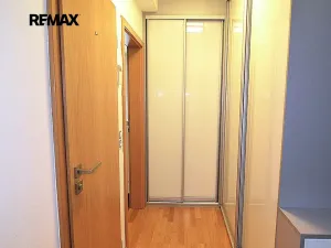 Prodej bytu 3+kk, Praha - Hloubětín, K náhonu, 71 m2