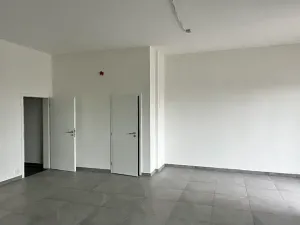 Pronájem obchodního prostoru, Praha - Vysočany, Čerpadlová, 55 m2