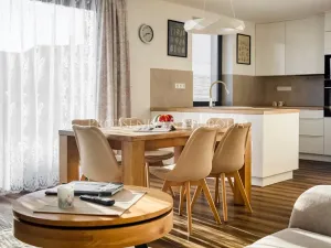 Prodej rodinného domu, Kamenice nad Lipou, Dobšova, 215 m2