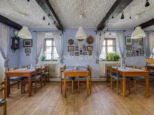 Prodej činžovního domu, Lhenice, Krumlovská, 535 m2