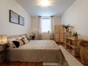 Prodej bytu 2+kk, Praha, Pastevců, 59 m2