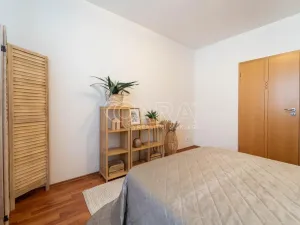 Prodej bytu 2+kk, Praha, Pastevců, 59 m2