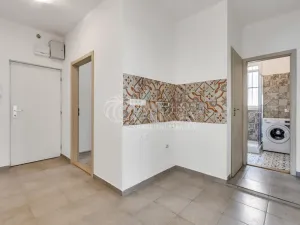Prodej bytu 4+1, Praha - Vršovice, Vladivostocká, 86 m2